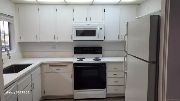 2727 MORENA BLVD #209, San Diego, CA 92117
