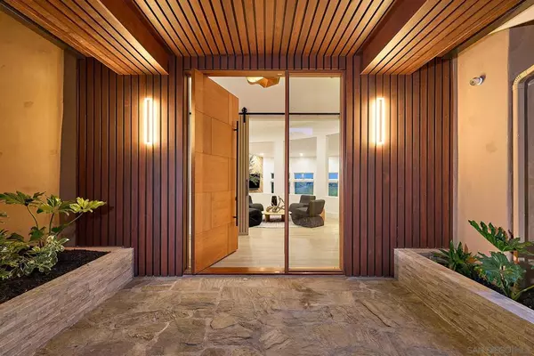 Encinitas, CA 92024,1749 Noma Lane