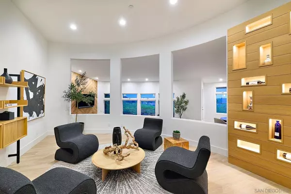 Encinitas, CA 92024,1749 Noma Lane