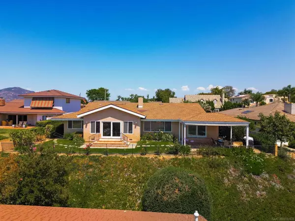 San Diego, CA 92120,6082 Madra Ave