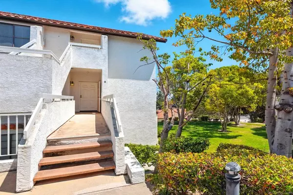 San Diego, CA 92128,16430 Avenida Venusto #D