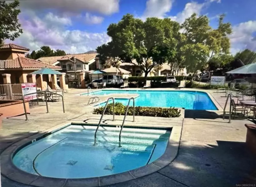 1020 Baywood Cir #E, Chula Vista, CA 91915