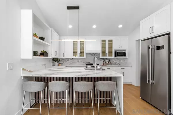 San Diego, CA 92111,3413 Rollsreach Dr