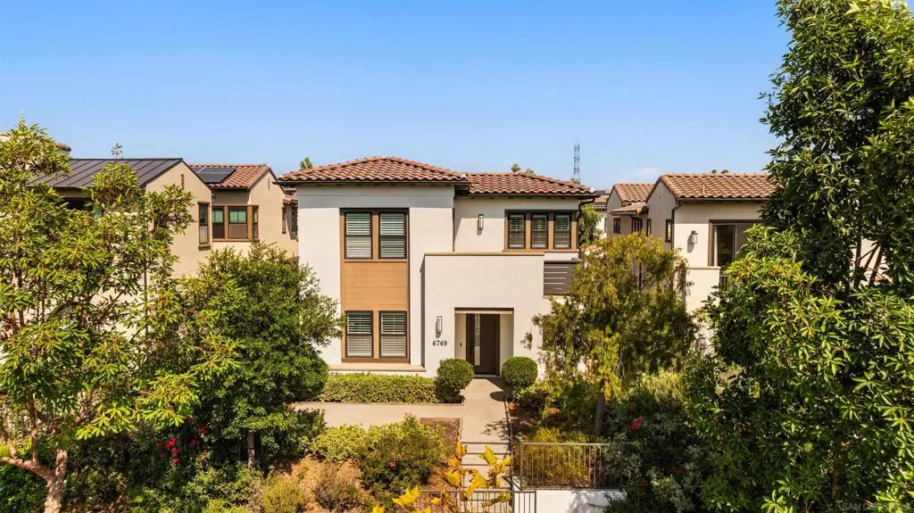 6749 Solterra Vista Pkwy, San Diego, CA 92130