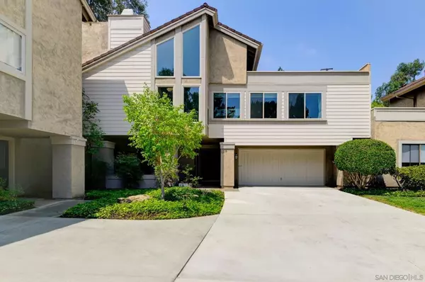 5218 Caminito Apartado, San Diego, CA 92108