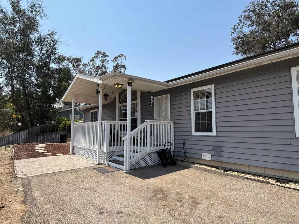 El Cajon, CA 92021,13114 Aurora Dr