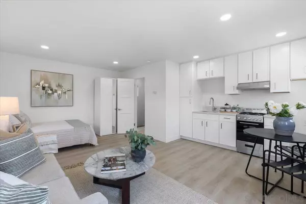 San Diego, CA 92115,4137 Loma Alta Dr