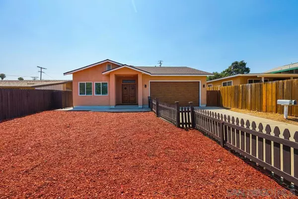 1135 E 3rd Ave, Escondido, CA 92025