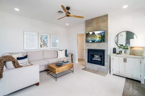 3575 Caminito El Rincon #214, San Diego, CA 92130