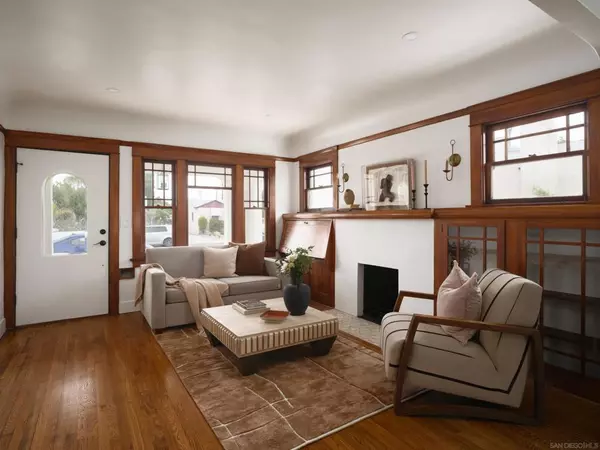 San Diego, CA 92116,4532 Kensington Drive