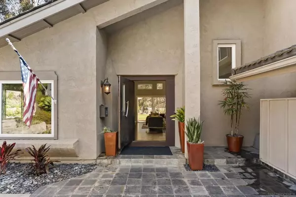 San Diego, CA 92131,10585 Rookwood Dr