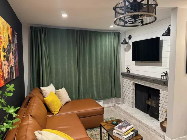 Tahoe Vista, CA 96148,7600 North Lake Blvd