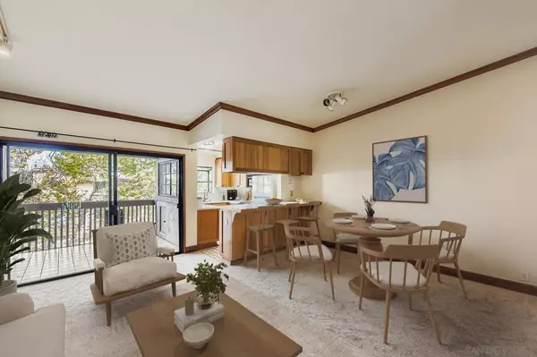 La Jolla, CA 92037,8840 Villa La Jolla Dr #304