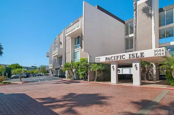 3050 Rue Dorleans #412, San Diego, CA 92110
