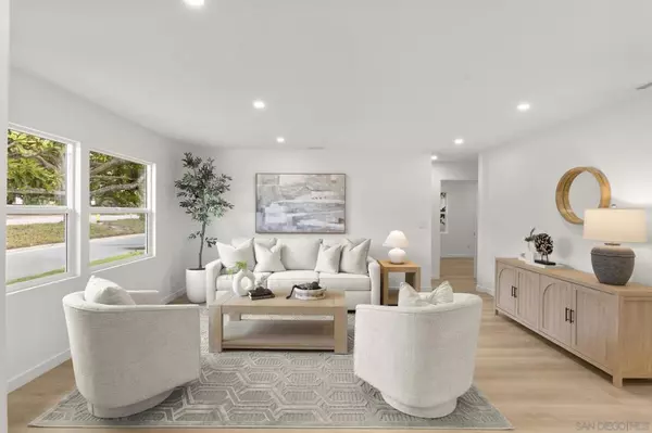 San Diego, CA 92106,744 Catalina Blvd