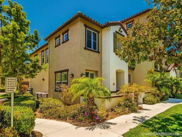 Chula Vista, CA 91915,2145 Caminito Elda #104