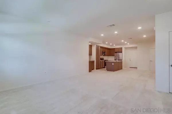 Chula Vista, CA 91915,1405 Sulu Sea Ln #4