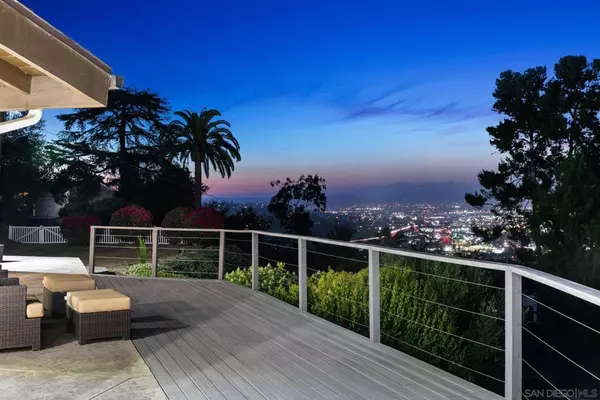 La Mesa, CA 91941,5030 Helix Ter