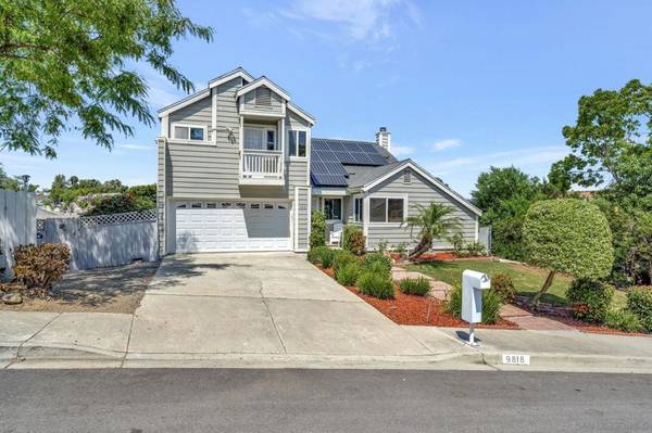 9818 Ivy St, Spring Valley, CA 91977