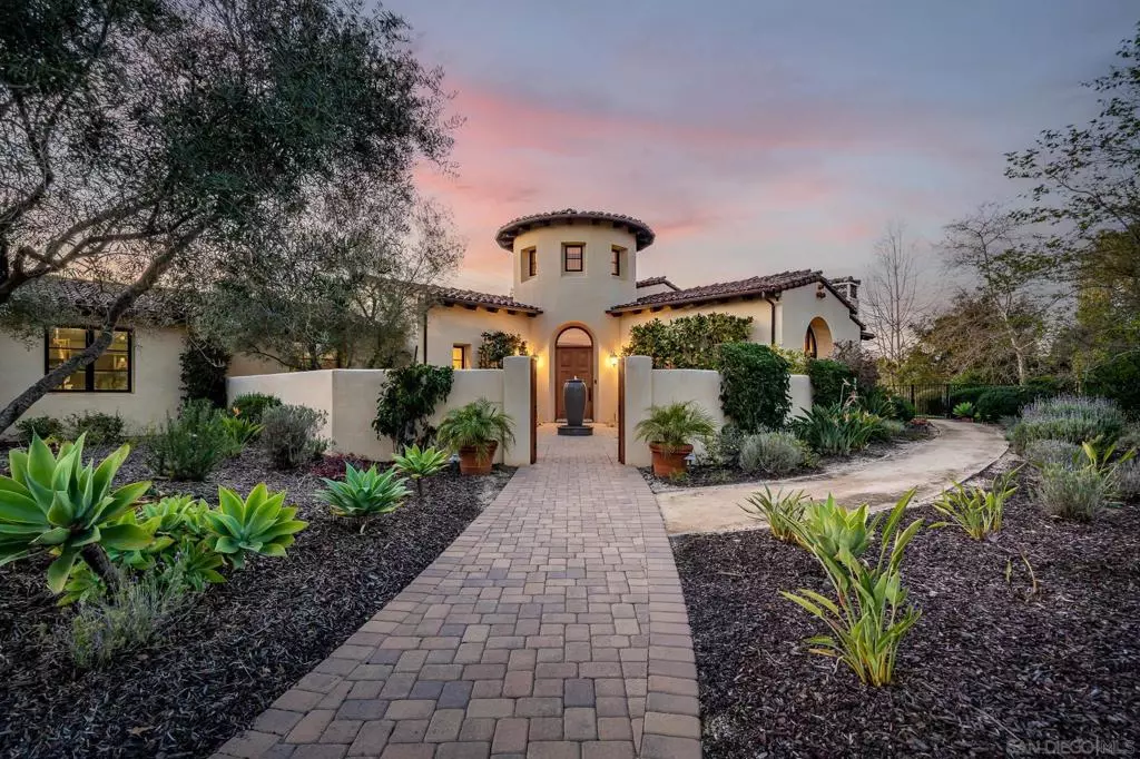 San Diego, CA 92127,7552 Montien Road