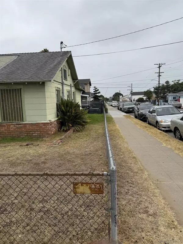 San Diego, CA 92113,3203 Webster Ave