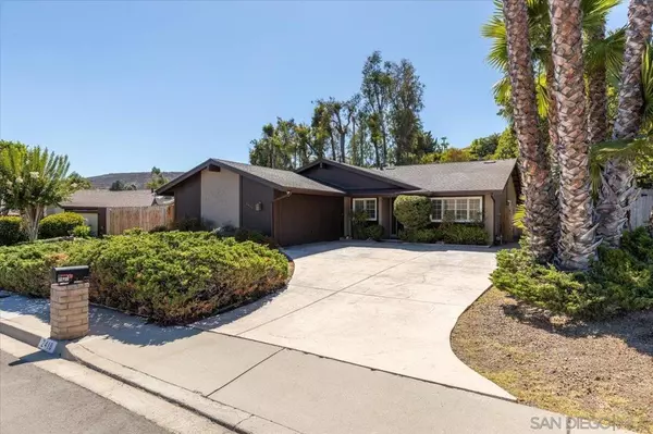 2418 S S Barcelona St, Spring Valley, CA 91977