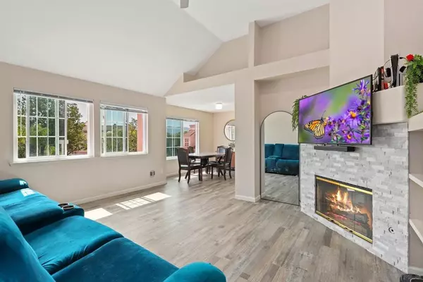 El Cajon, CA 92019,12020 Calle De Medio #174