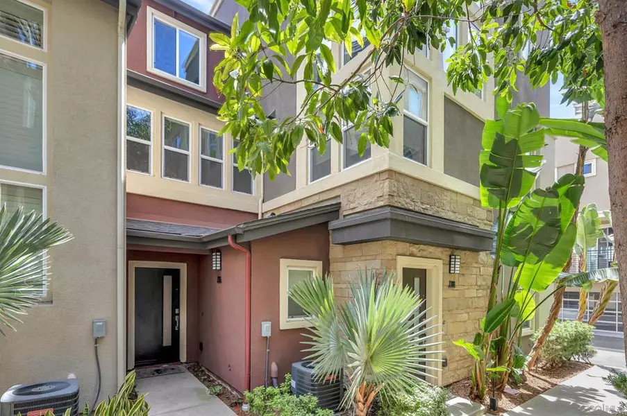 7786 Stylus Dr, San Diego, CA 92108