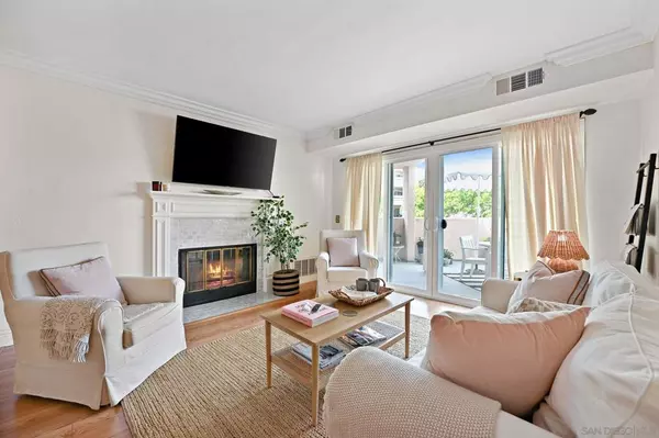 San Diego, CA 92111,7047 Camino Degrazia #188