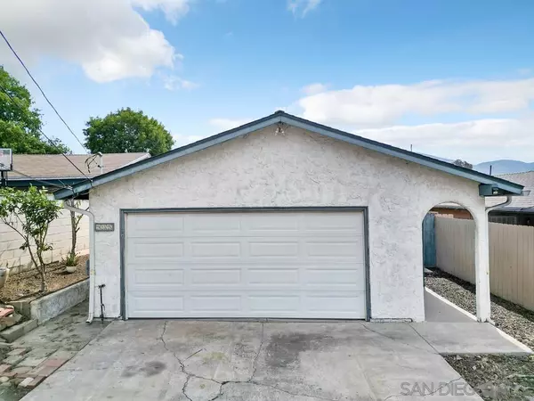 935 Ramona Ave, Spring Valley, CA 91977