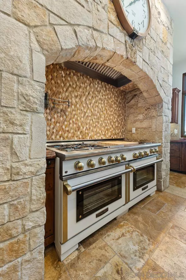 Rancho Santa Fe, CA 92067,14778 El Rodeo Ct