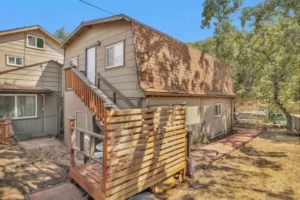 920 Chapin Dr, Julian, CA 92036