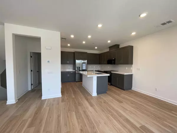 San Diego, CA 92128,Address not disclosed