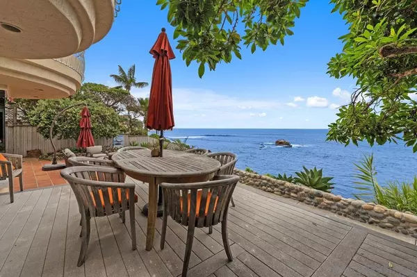 La Jolla, CA 92037,5716 Dolphin Pl