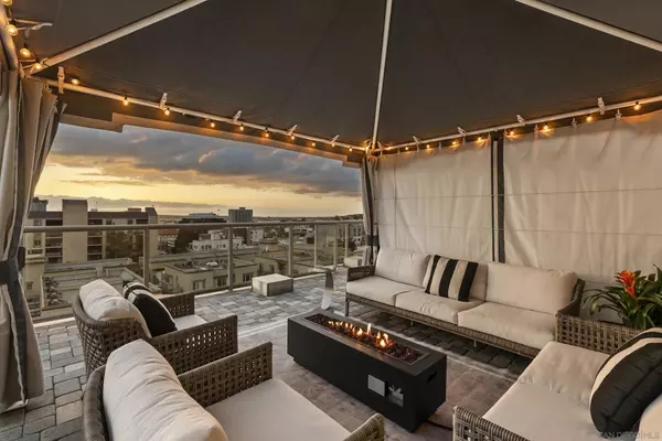 San Diego, CA 92101,850 Beech St #1205