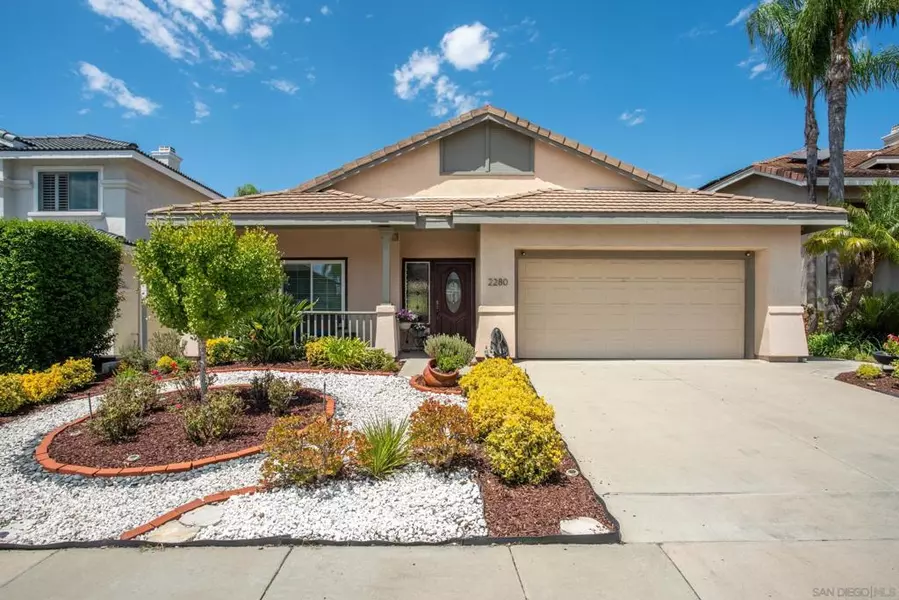 2280 Bear Rock Glen, Escondido, CA 92026