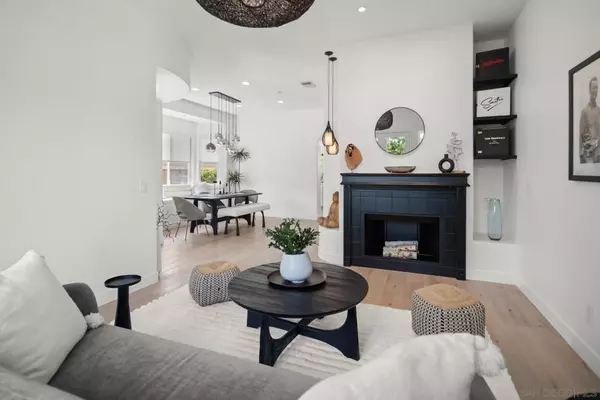 Encinitas, CA 92024,1042 Alexandra Ln