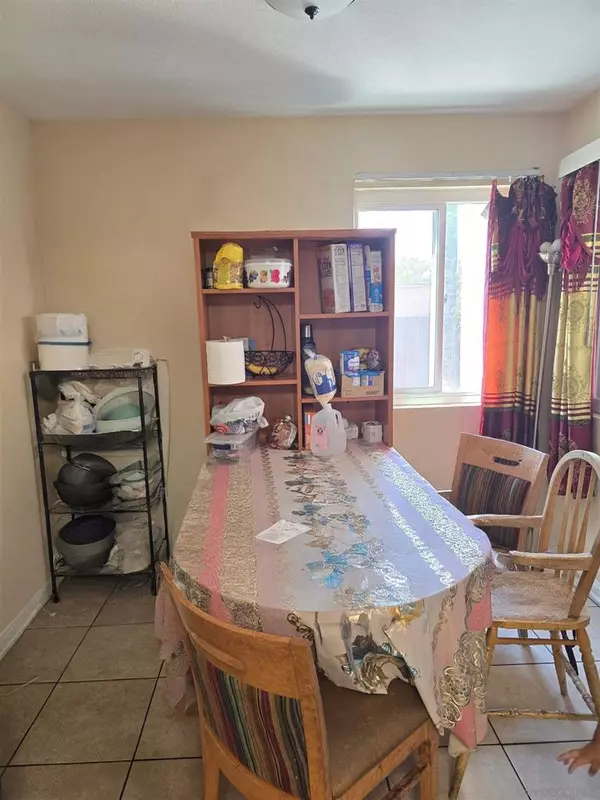 Escondido, CA 92025,340 W 15Th Ave #5