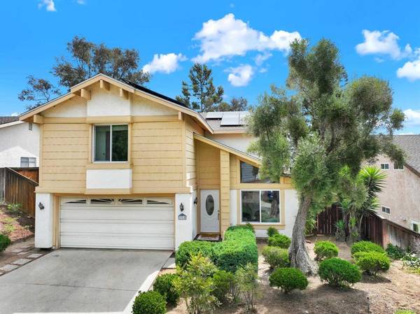 2364 Oakridge Pl, Escondido, CA 92026