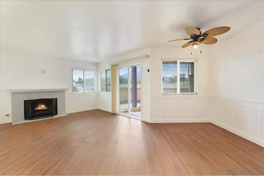 2914 Elm Tree Ct, Spring Valley, CA 91978