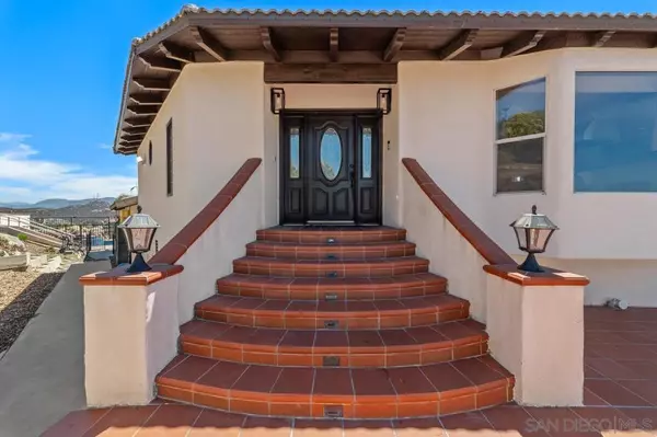 El Cajon, CA 92019,2155 Vista Valley Rim Pl