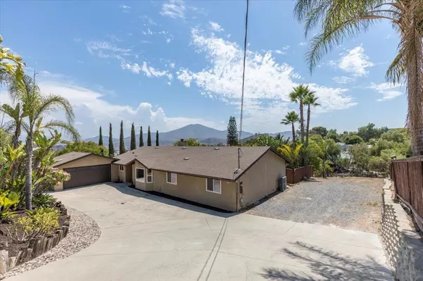 Spring Valley, CA 91977,2891 Highlands Blvd
