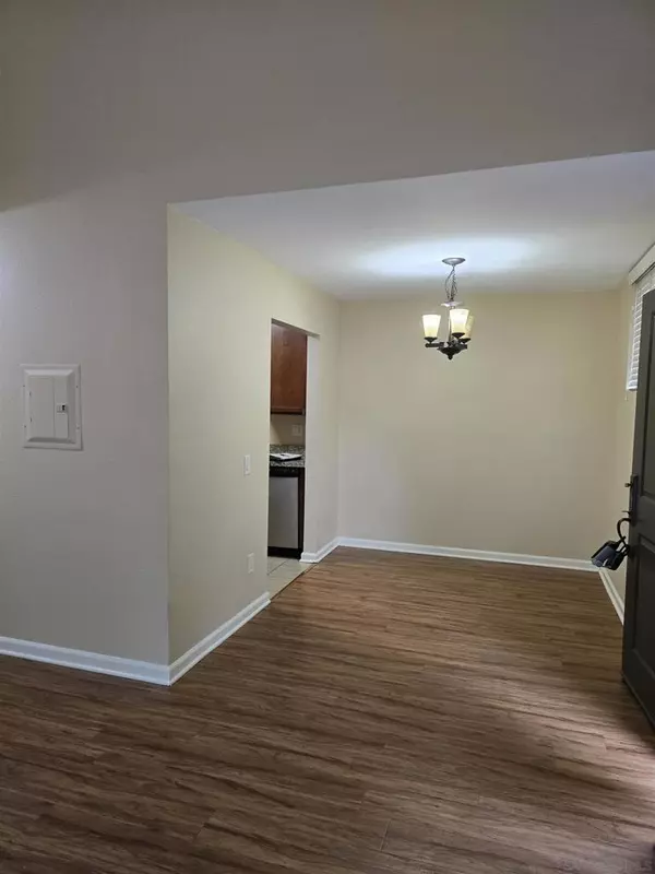 Escondido, CA 92026,1350 N Escondido Blvd #26