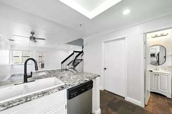 Spring Valley, CA 91977,2256 Kings View Circle