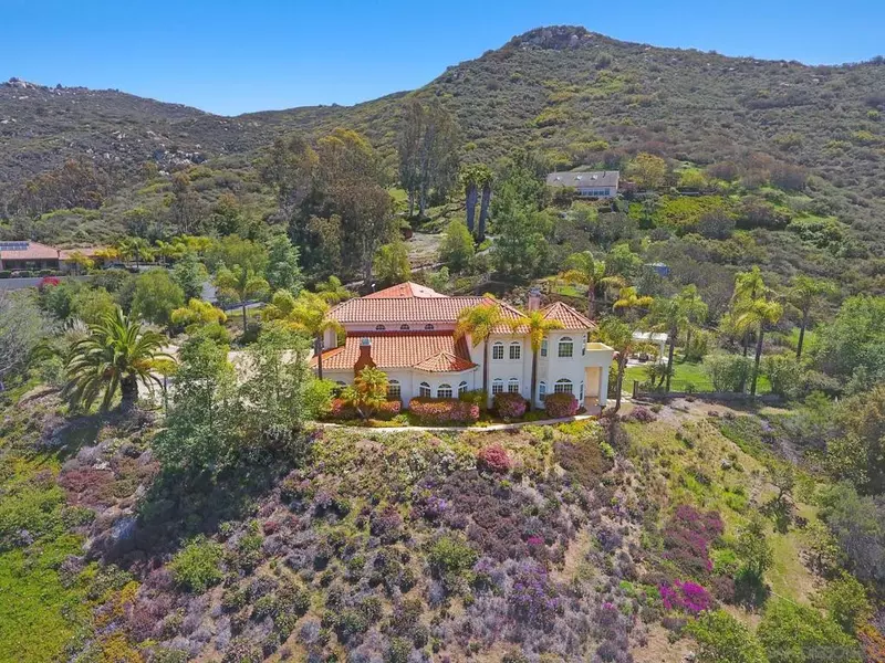 18151 Old Coach Rd, Poway, CA 92064