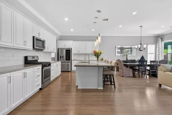 Ontario, CA 91761,4077 E Groveland Dr