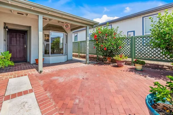 628 Via Santa Paulo, Vista, CA 92081