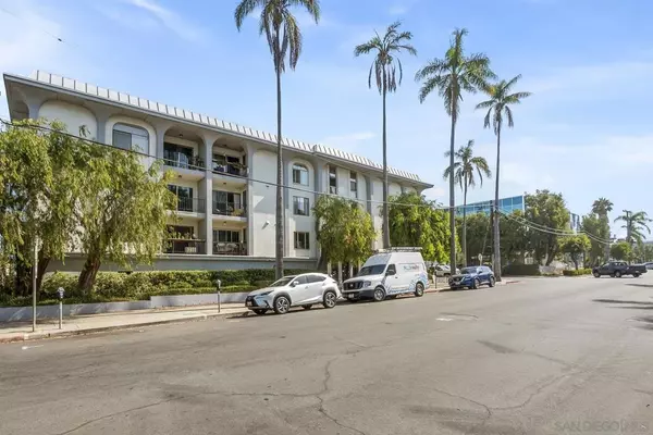 San Diego, CA 92103,140 Walnut Ave #2A