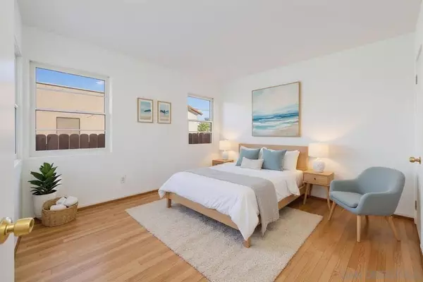 San Diego, CA 92104,3483 Olive Street