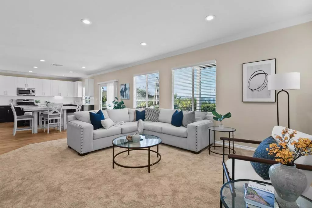 San Marcos, CA 92069,852 Via Barquero